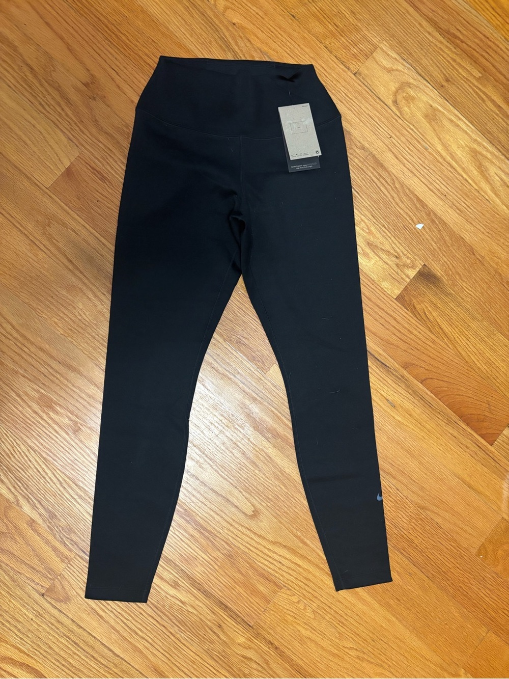 Nike Black High-Waist capris